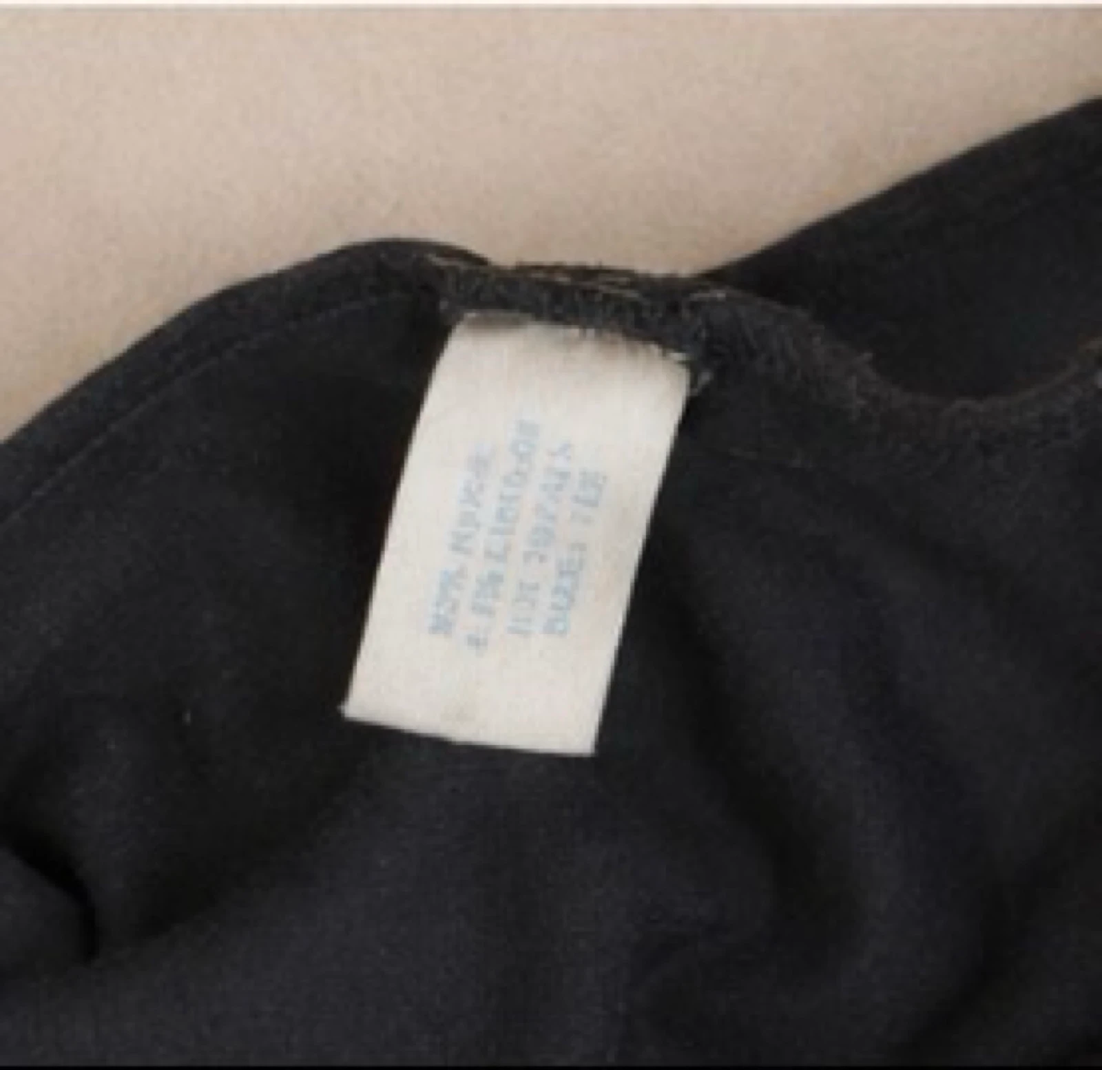 Sutiã preto sem costura com sustentação leve tamanho 42/44 conforto diário – photo 4